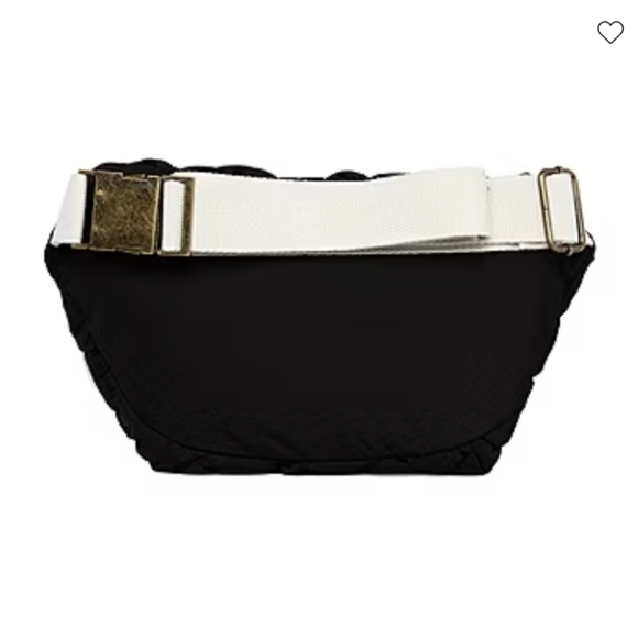 Frye and Co. Quilted Nylon Belt Bag, Adjustable Straps, NWT - Picture 5 of 9